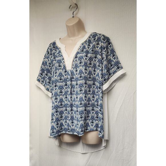 Cato Notched V-Neck Chiffon Pleated Blue & White Short Sleeve Floral Top 18/20W - Picture 4 of 6